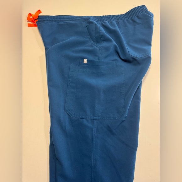 Figs Yola Wide Leg Scrub Pants Womens Size XXL Deep Reef Color Nurse Dental - Picture 4 of 11